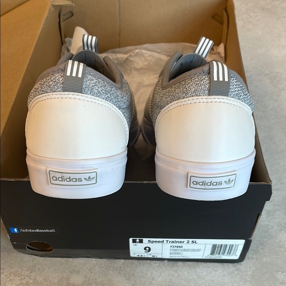Adidas Adi-ease Kung-Fu Slip -on Gray and White Size 9US - Picture 4 of 6